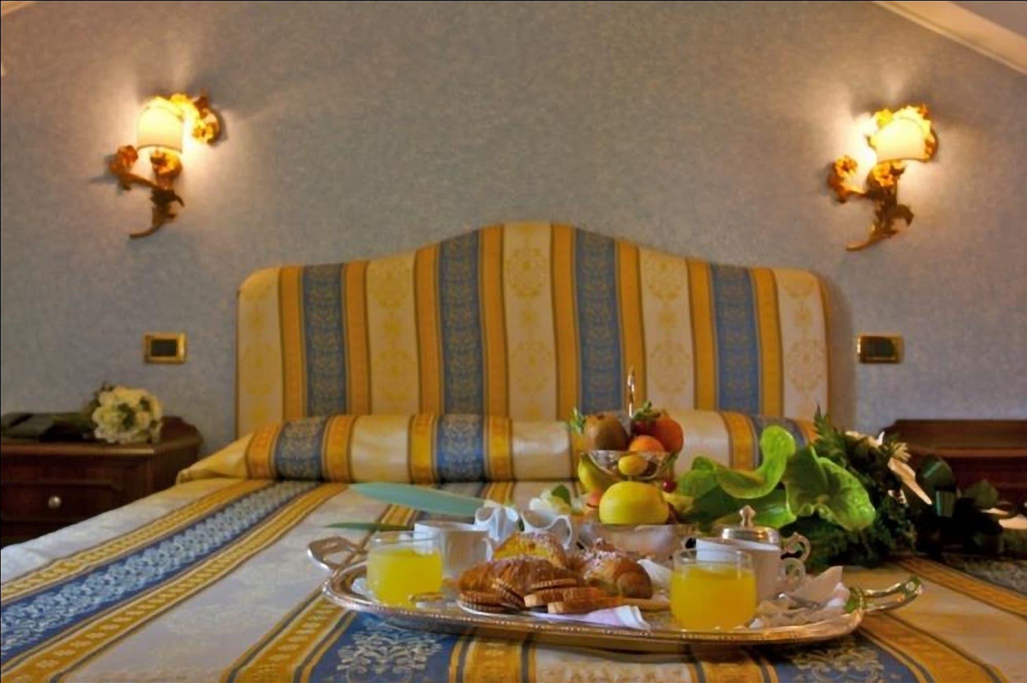 Villa Piccola Сиена Екстериор снимка