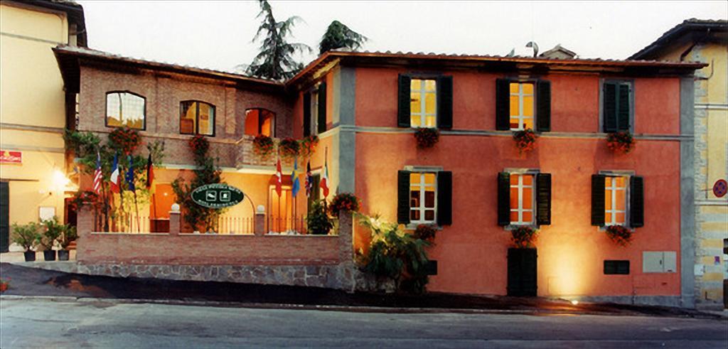 Villa Piccola Сиена Екстериор снимка